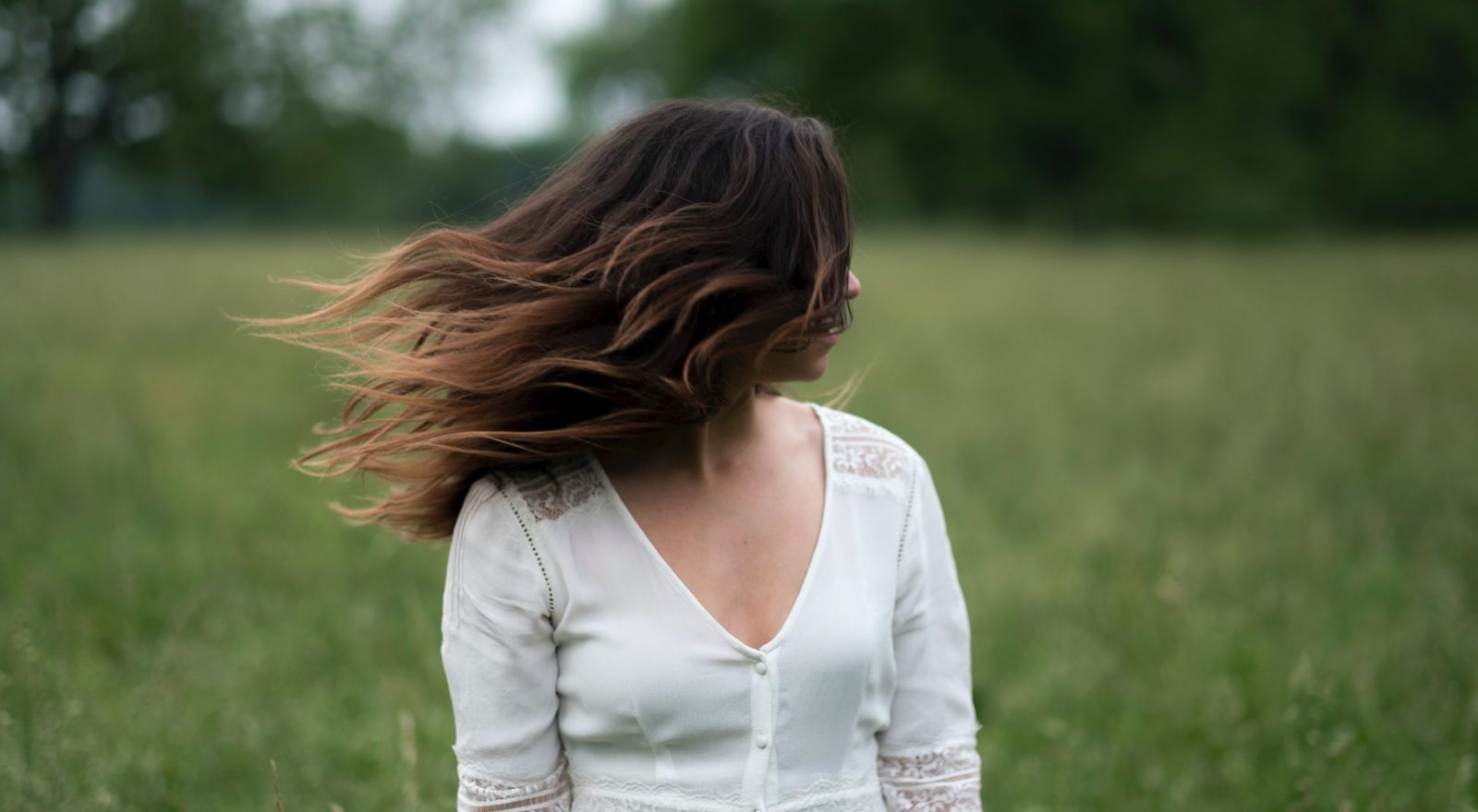 5 tips for å styrke selvfølelsen din | FRIIDA